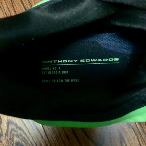 A.E 1 Low - Neon Green | Size 10/2 - Picture 6 of 7